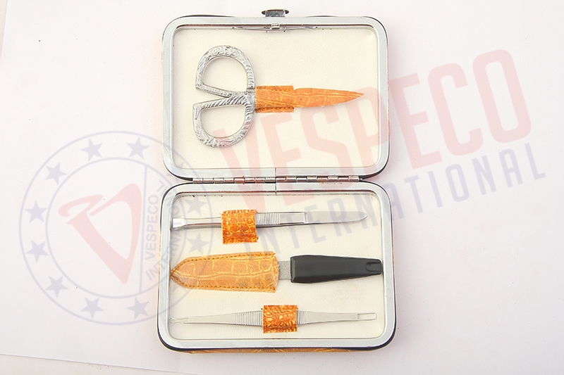 Manicure Pedicure Kits 